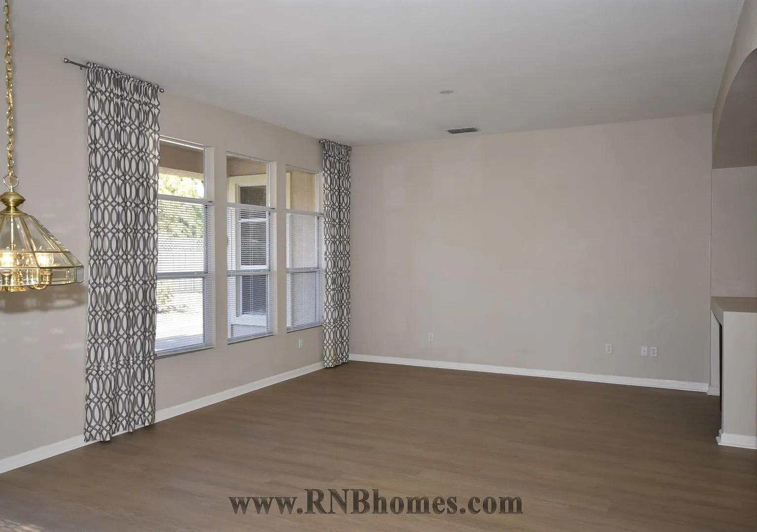 Angelrock Court 408 — Photo 3