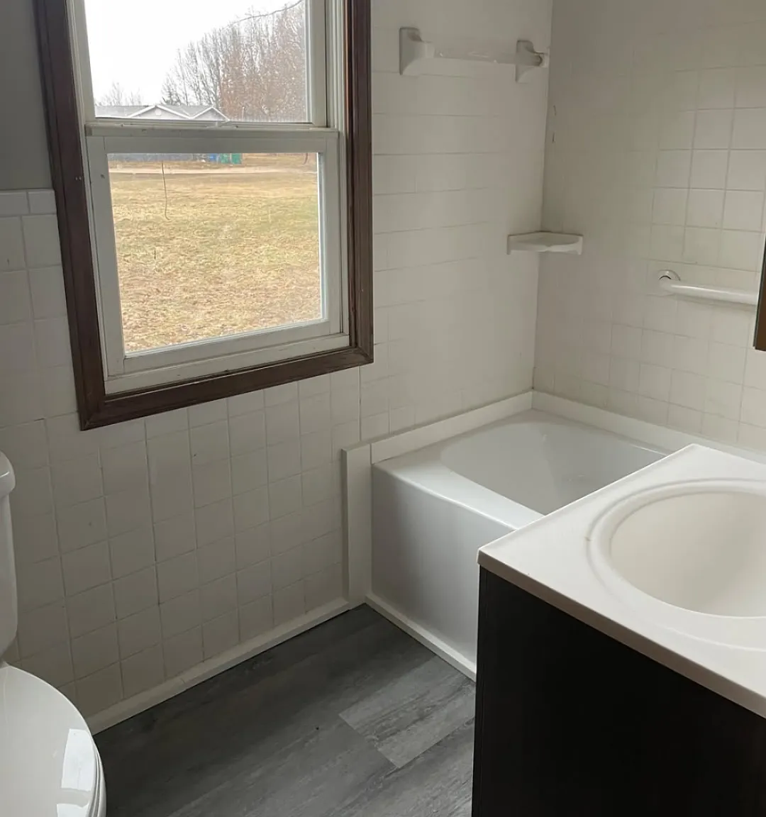 1 bed, 552 sqft, $975 — Photo 2