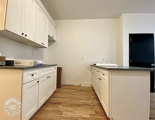 5th image of 358 Marcus Garvey Blvd Floor 1