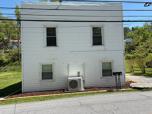 557 S Church St #A Photo 1
