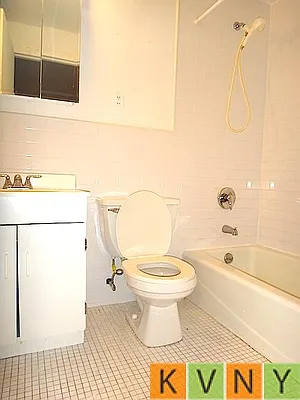 Rented by KVNY Soho | media 60