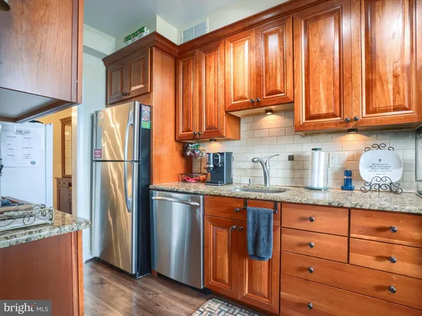 191 Presidential Blvd Unit R814, Bala Cynwyd, PA 19004