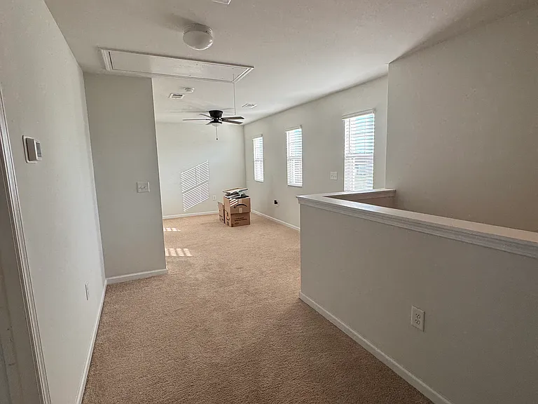 1692 Villena Dr — Photo 7
