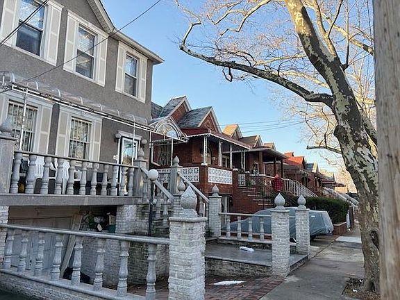 4th image of 1240 E 48th St