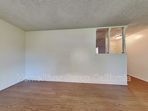 3rd image of 3721 Bainbridge Dr