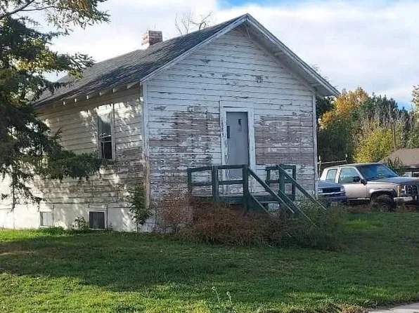 1885 4th St, Gering, NE 69341