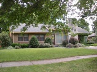 1220 E Milwaukee St, Janesville, WI 53545