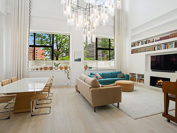3rd image of 535 Dean St #Penthouse 106