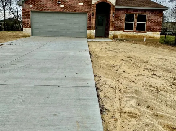 1826 Smoke Tree Ln, Dallas, TX 75253