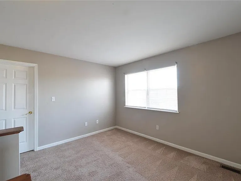 4644 Richmond Forest Dr — Photo 33
