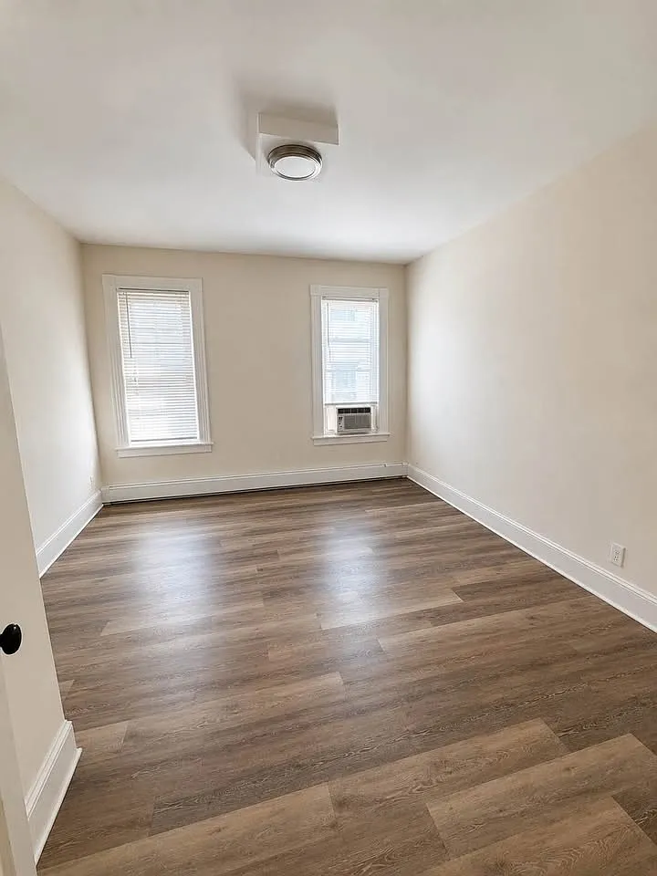 2 bed, $2,200 — Photo 3