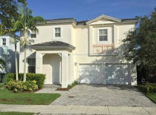 210 NE 32nd Ter, Homestead, FL 33033