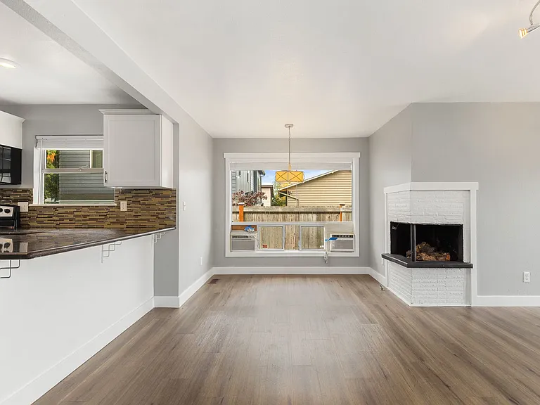 3910 148th St SW — Photo 6