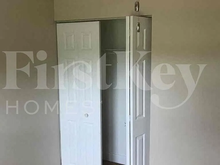 1023 Bothwell Ct — Photo 12
