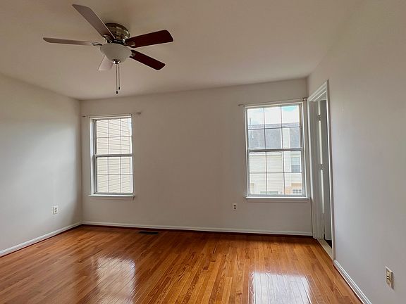 4th image of 14233 Beddingfield Way