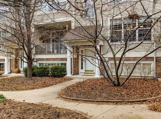 7 E Illinois Ave, Palatine, IL 60067