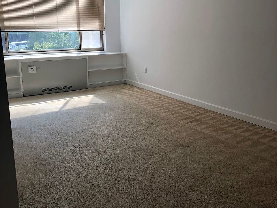 1st image of 1111 Arlington Blvd APT 513