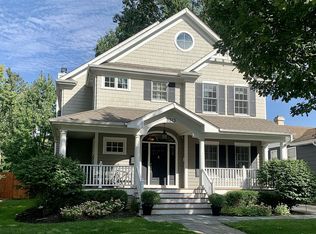 5313 Benton Ave, Downers Grove, IL 60515