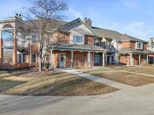 18980 Toldt Woods DRIVE #31, Brookfield, WI 53045