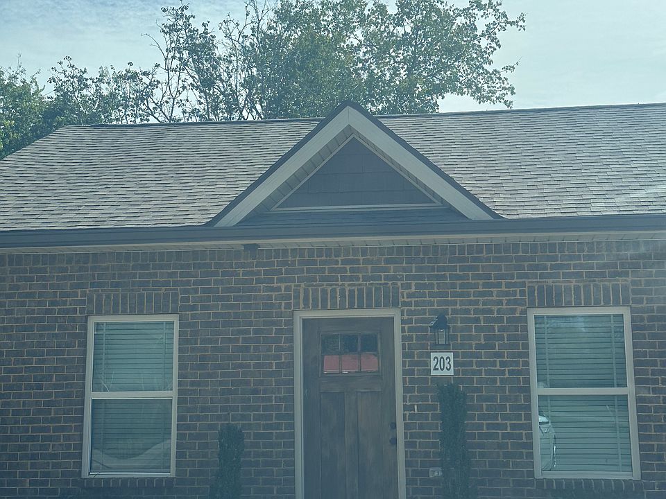 1st image of 204 Cedar St #304