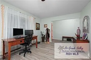 505 W Esperanza Ave — Photo 10