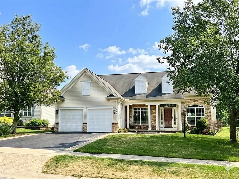 136 New Tudor Rd — Photo 3