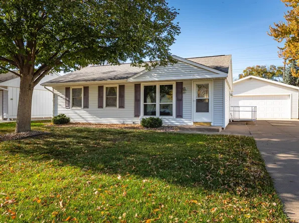 3128 29th COURT SOUTH South, La Crosse, WI 54601