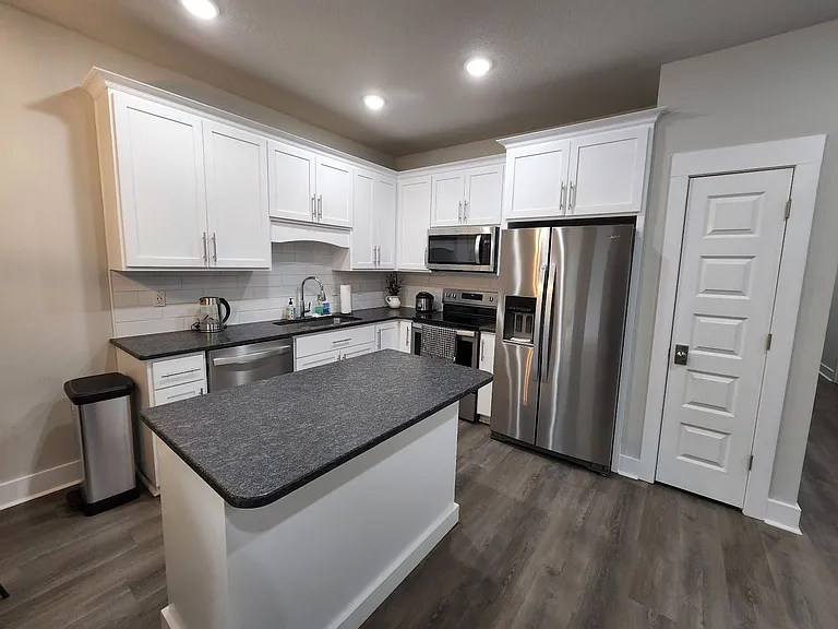 218 Junction Ave — Photo 5