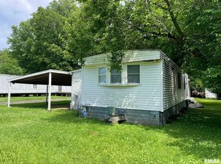 610 Vienna St, Metropolis, IL 62960