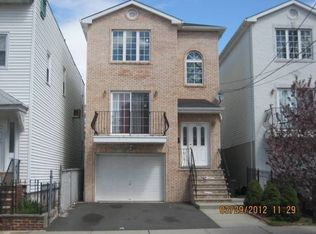 493 Delavan Ave, Newark, NJ 07107