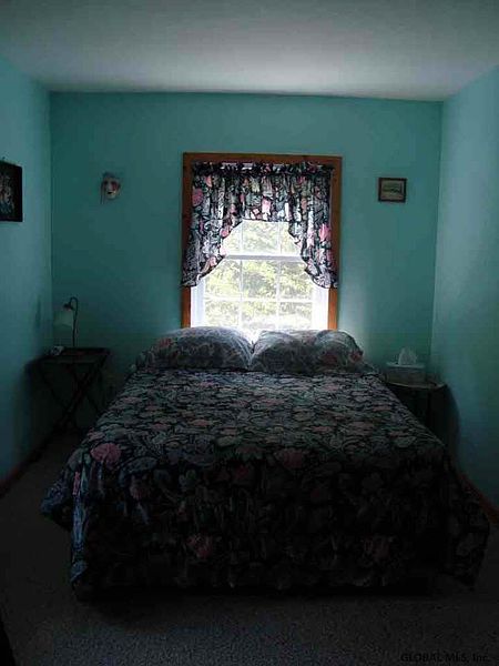 5th image of 60 Crosby Road