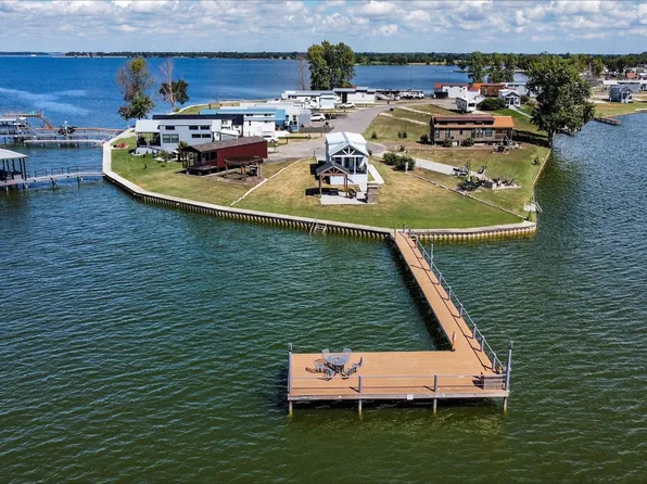 6465 Peninsula Rd, Kerens, TX 75144