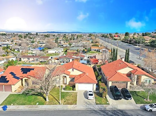38808 Dianron Rd, Palmdale, CA 93551