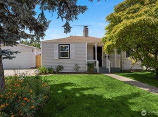 1623 N 90th St, Seattle, WA 98103