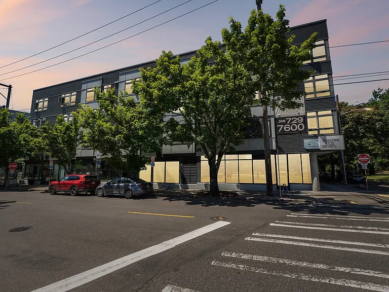 Circa Green Lake Apartments — Photo 37