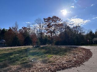 9 Redwood Ln, Sanford, ME 04073