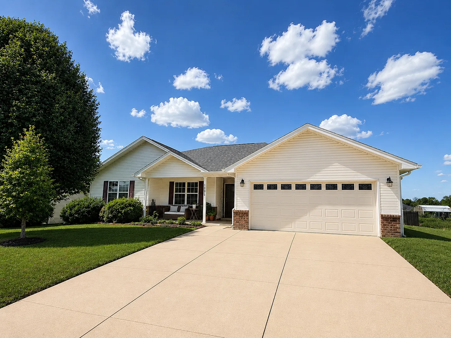 108 La Vista Drive - 1 — Photo 1