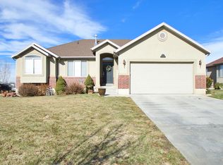 2714 W 2025 N, Clinton, UT 84015