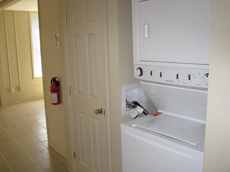 600 Furlong Ave #B — Photo 9