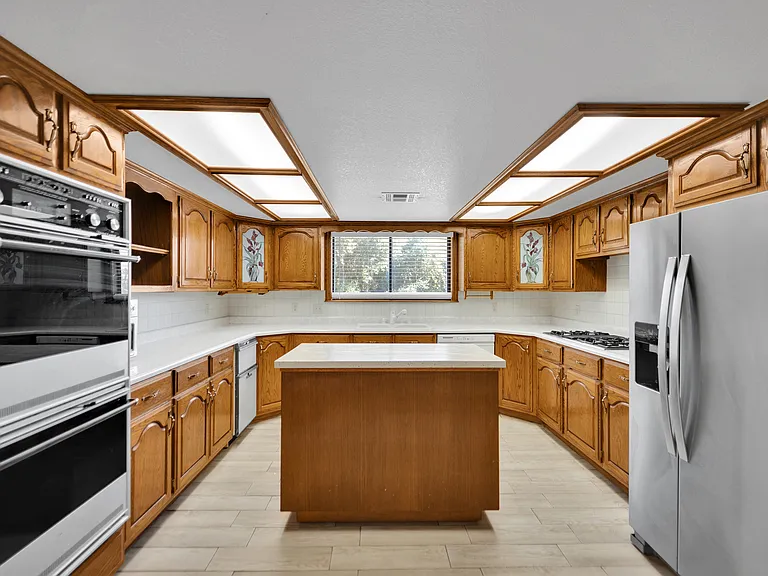 5576 W Rochelle Ave #24C24C — Photo 10