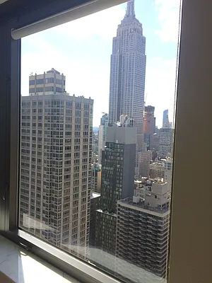 Rented by KVNY Soho | media 8