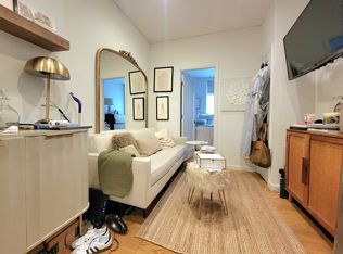 124 E 4th St APT 2, New York, NY 10003