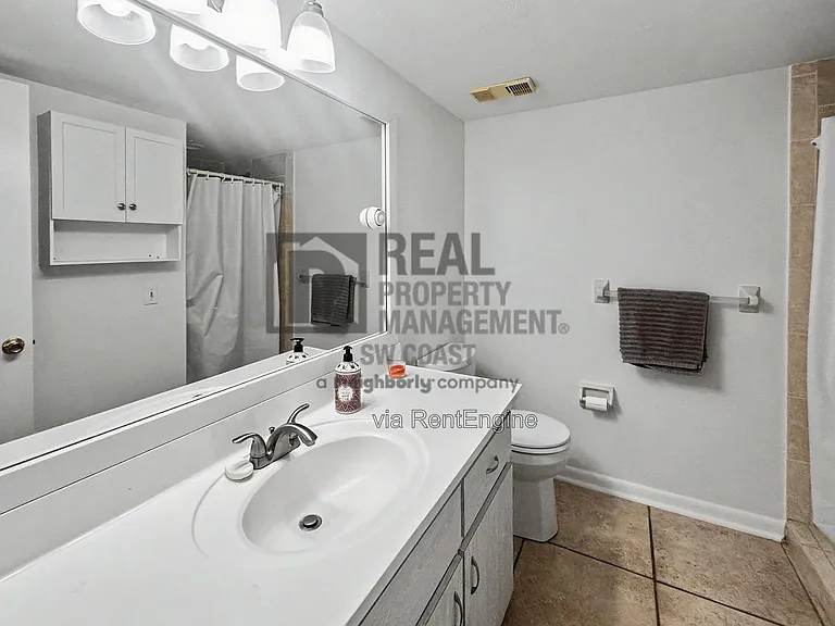 28100 Pine Haven Way #5 — Photo 19