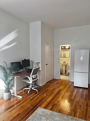 Rented by Corcoran | media 2