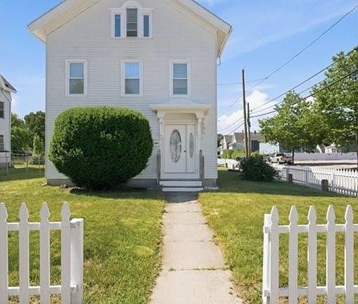 2nd image of 24 Pleasant St