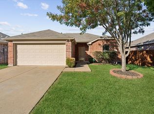 2823 Colt Ln, Dallas, TX 75237