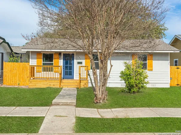 351 Linares St, San Antonio, TX 78238