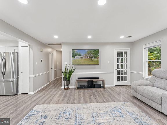 5th image of 2577 Laurel Branch Dr