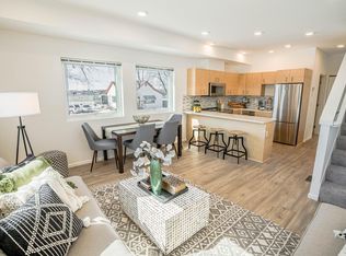 433 N Rivoli, Saint Paul, MN 55130