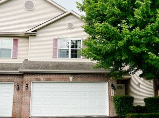 268 Bent Grass Cir UNIT C, Dekalb, IL 60115